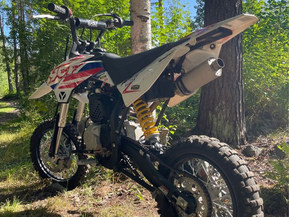 Muu merkki Muu malli