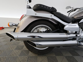Suzuki Intruder