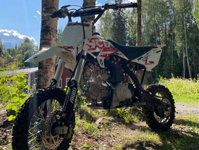 Muu merkki Muu malli