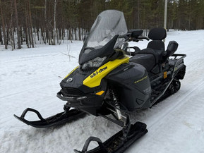 Ski-Doo Expedition