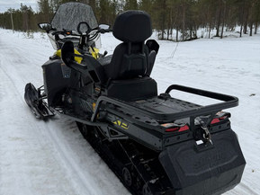 Ski-Doo Expedition