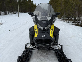 Ski-Doo Expedition