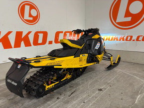 Ski-Doo MX Z