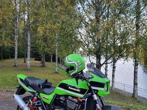 Kawasaki ZRX