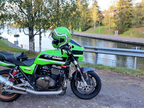 Kawasaki ZRX