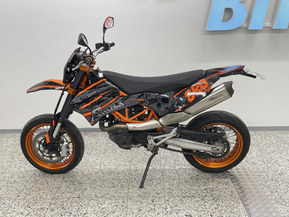 KTM 690