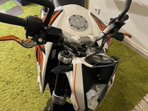 KTM 125