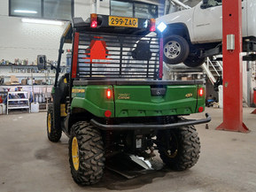 John Deere Gator