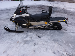 Ski-Doo Expedition
