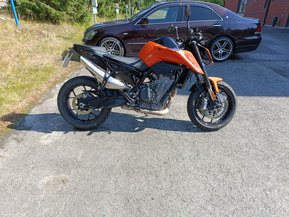 KTM 790
