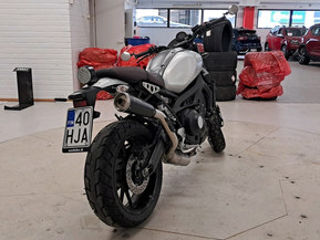 Yamaha XSR