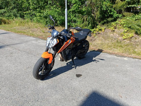 KTM 790