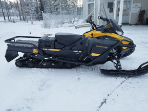 Ski-Doo Expedition