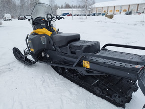 Ski-Doo Expedition