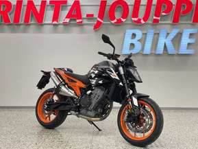 KTM 890