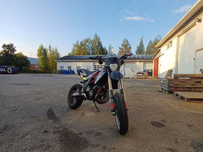 Aprilia SX
