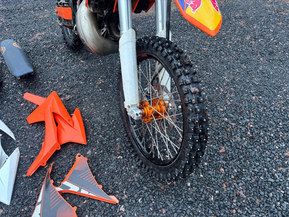 KTM 200