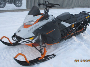 Ski-Doo Summit