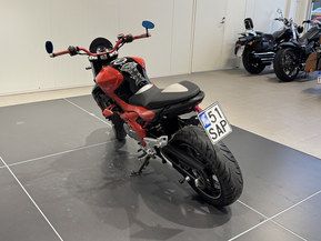 Suzuki SFV 650 Gladius