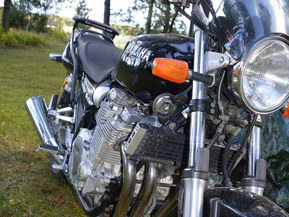 Yamaha XJR