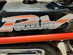 Suzuki PV
