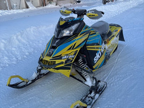 Ski-Doo RS