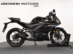 Yamaha R3