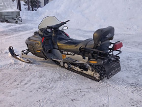 Ski-Doo Grand Touring