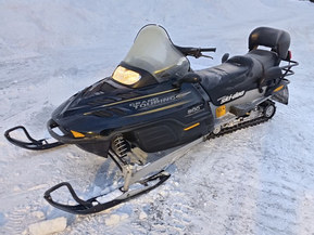 Ski-Doo Grand Touring