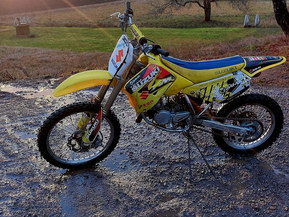 Suzuki RM