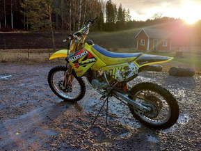 Suzuki RM