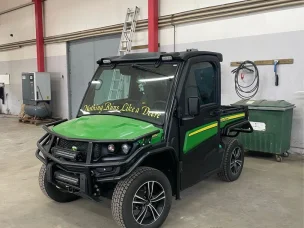 John Deere Gator
