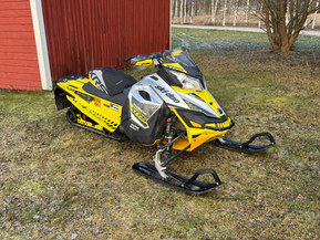 Ski-Doo MX Z