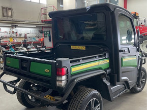 John Deere Gator