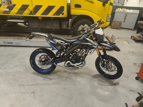 Drac Supermoto