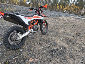 KTM 690