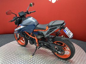 KTM 390