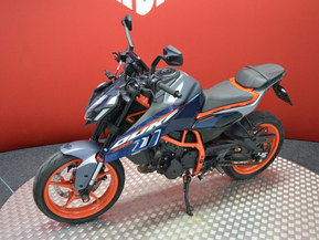 KTM 390