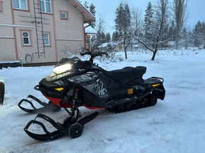 Ski-Doo MX Z