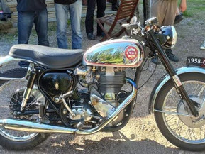 BSA Gold Star