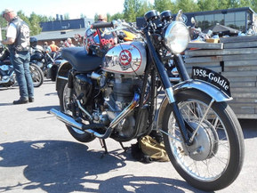 BSA Gold Star