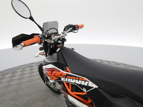 KTM 690