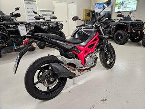 Suzuki SFV 650 Gladius
