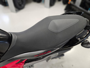 Suzuki SFV 650 Gladius