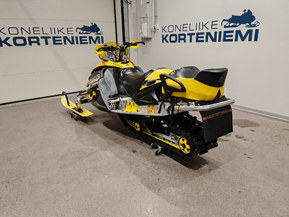 Ski-Doo MX Z
