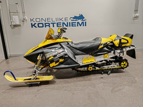 Ski-Doo MX Z