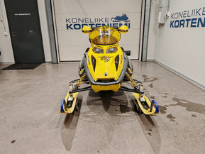 Ski-Doo MX Z