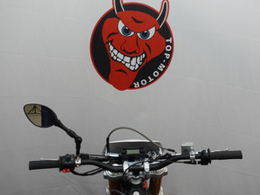 Muu merkki Muu malli