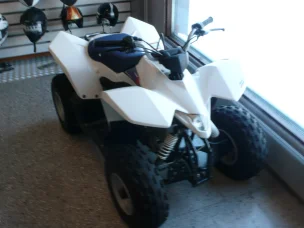 Suzuki LT80