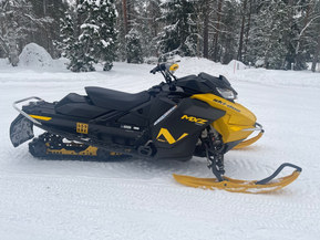 Ski-Doo MX Z